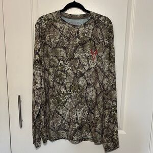 Men's Badlands Algus Base Long Sleeve Crew Camo Performance Tee - Green/Gray